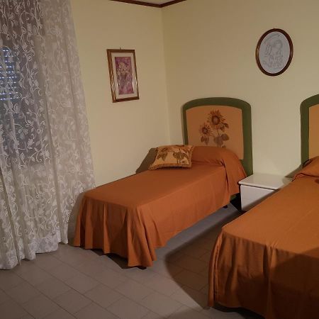 Top Bedroom Golfo - Le Lincelle, Lamezia - 2 Extra Large Single Beds SantʼEufemia Lamezia Exterior foto